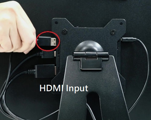 Insert Speaker to T1 USB-A port-EN